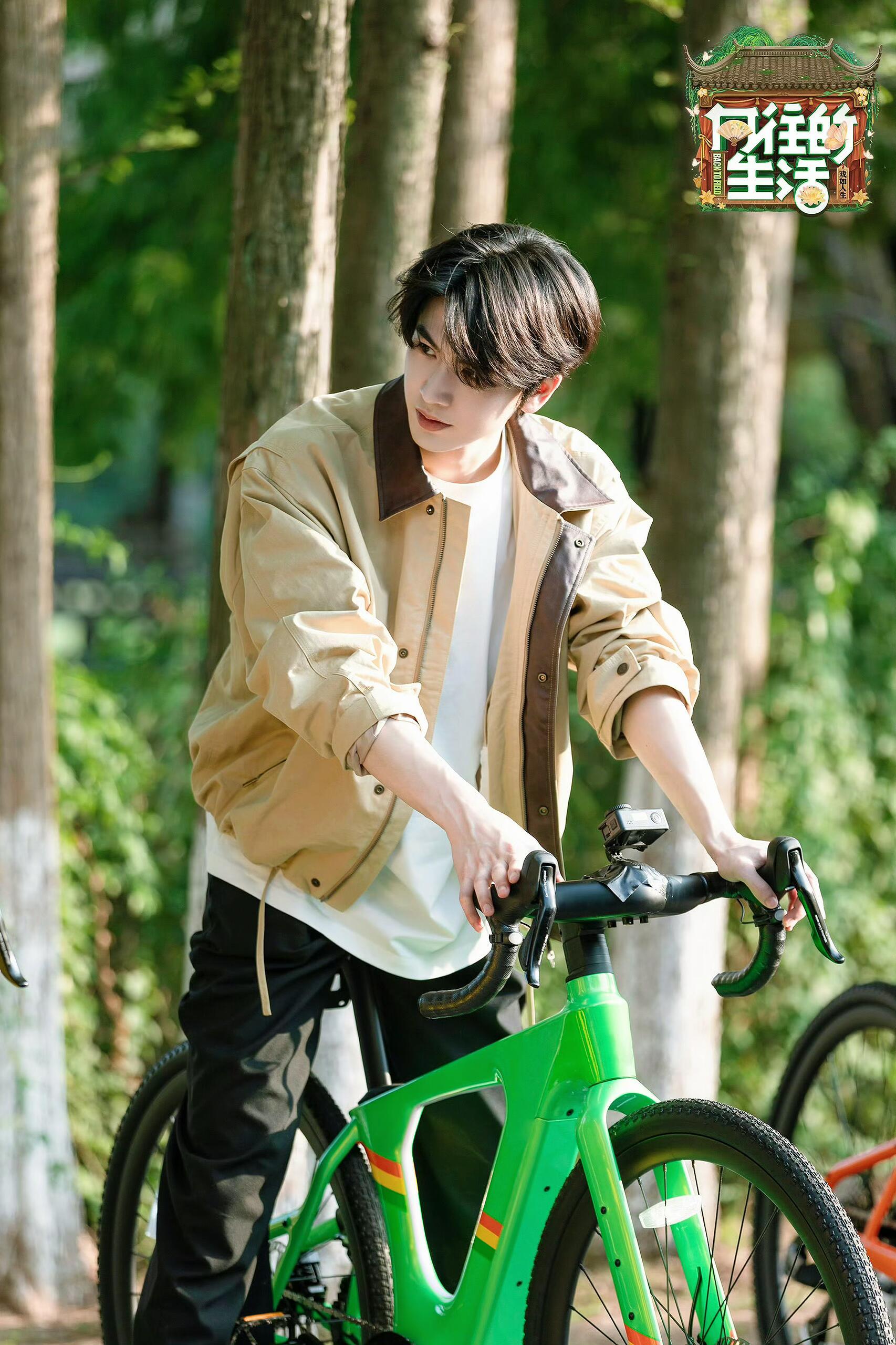 张凌赫《向往的生活》应该特别搞笑和治愈，忙活半天一条鱼没钓到！