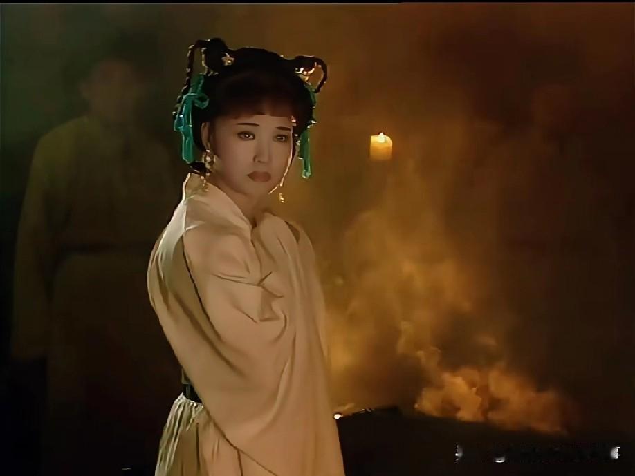 回看武则天话说刘晓庆演武则天时已40多岁，却让人误以为是二十岁少女？化妆只是辅