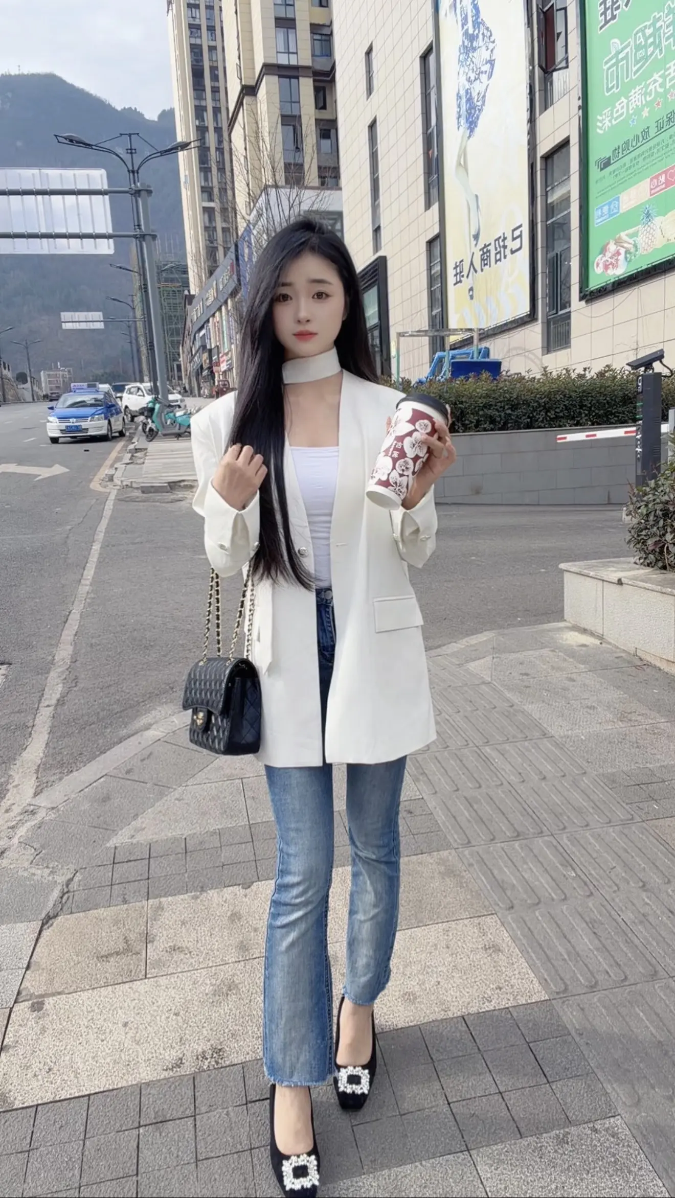 奶茶一杯快乐加倍