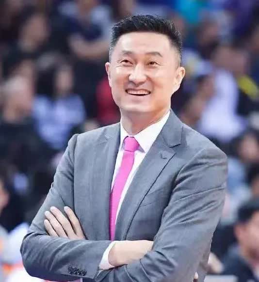杜锋辞职？王怀玉接任广东男篮主教练？谣言！现在为止，没有任何可靠消息源能够证实杜