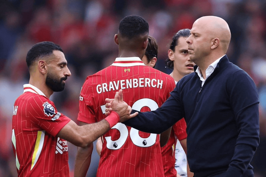 多位跟队: 与斯洛特积极沟通后, 萨拉赫重回利物浦比赛名单