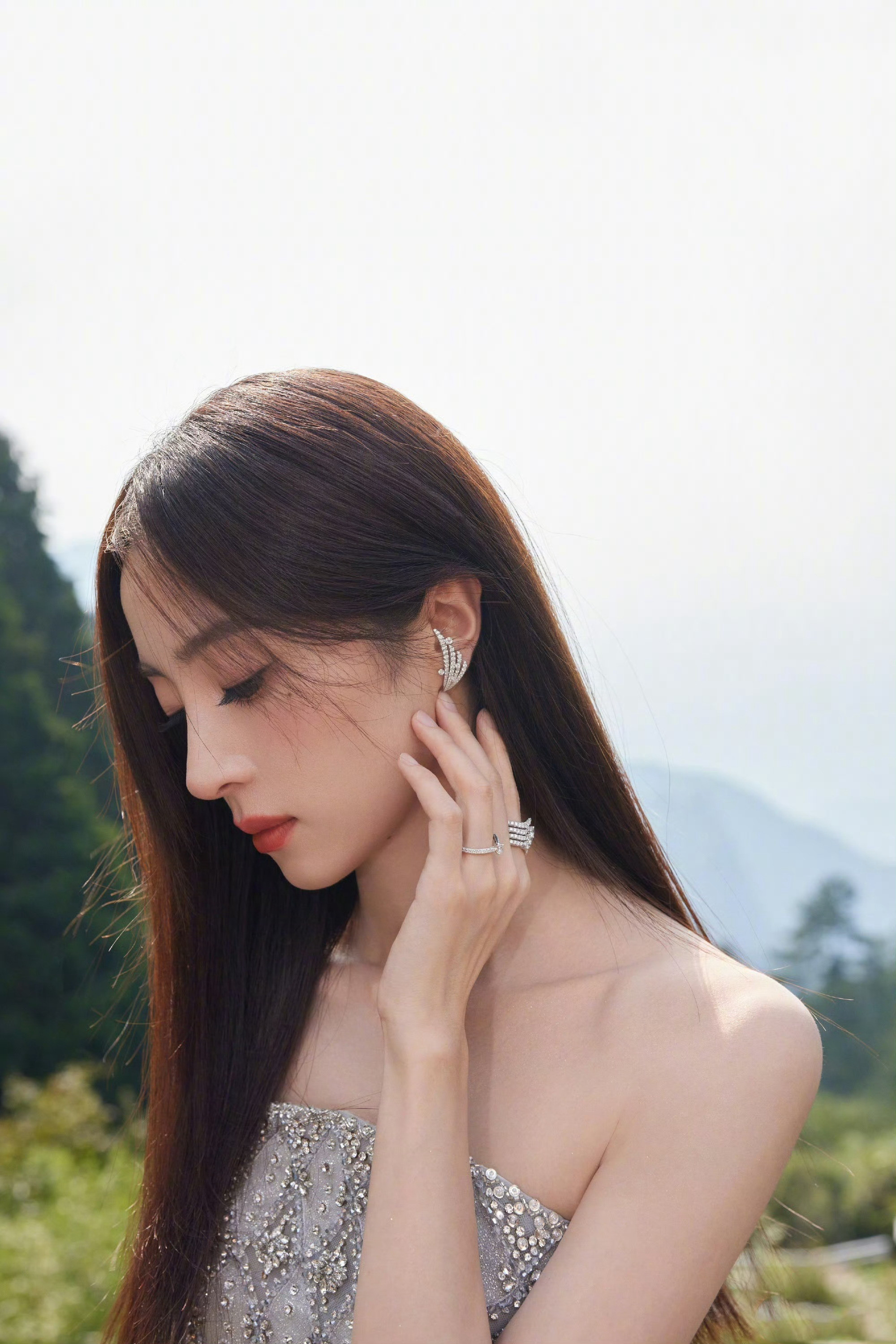 胡冰卿x碎钻纱裙·美丽黑发