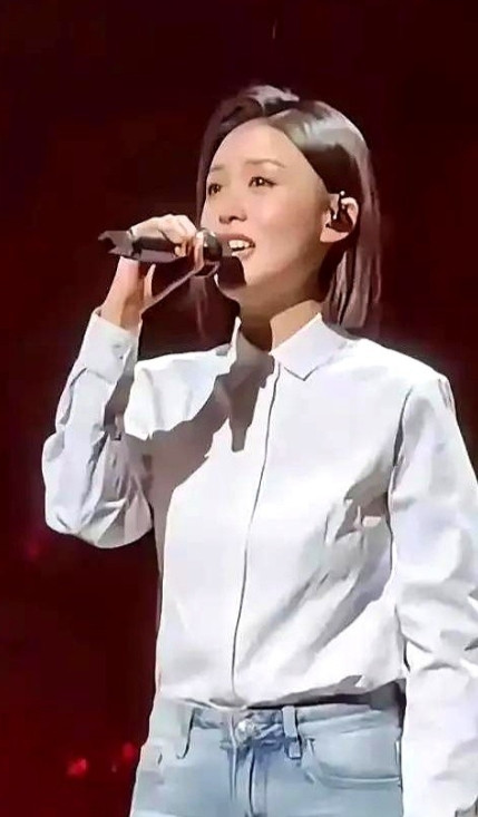 徐子尧面临大众信任危机，事件起因是因为她连金钟奖复赛都没进不过话说回来能在刀