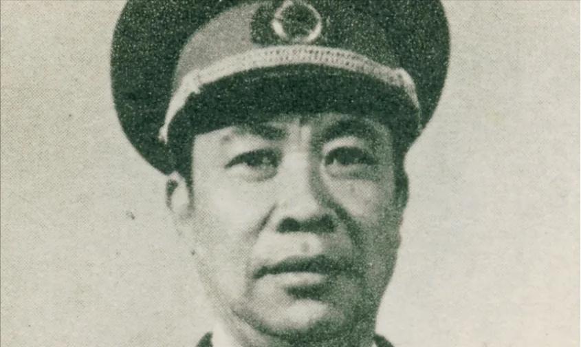 红军长征经过贵州时，来到一个村庄。红一军团直属警卫连副连长刘辉山带着一班人住进一