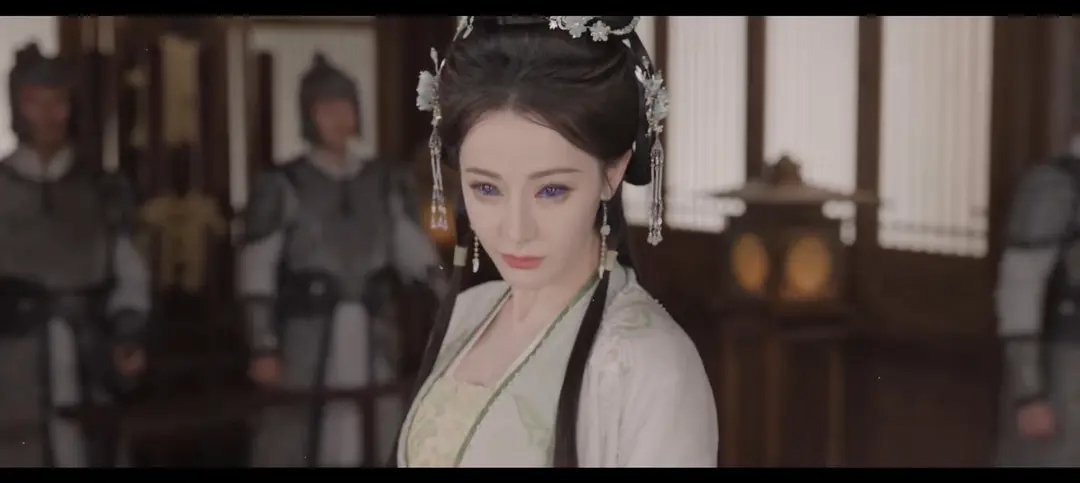 如何评价迪丽热巴新剧百日提灯的状态