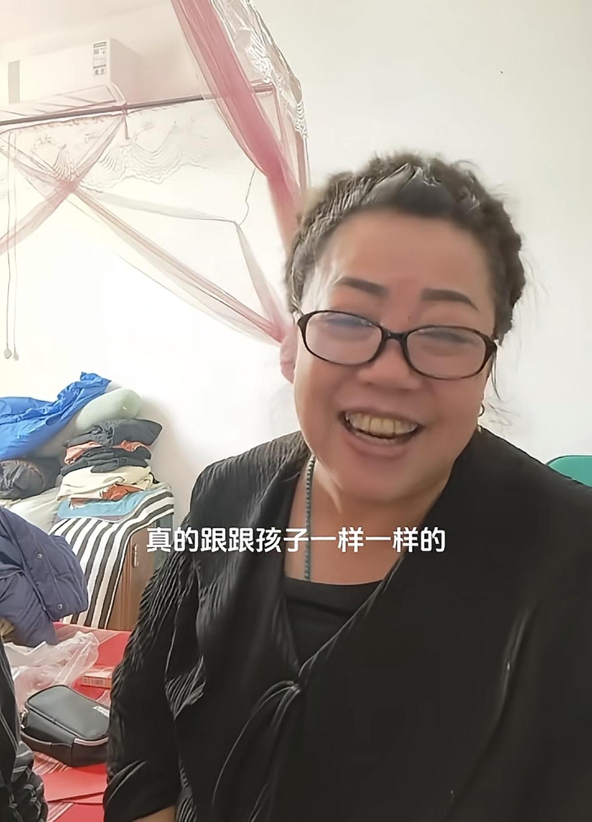 这个继母太好了，她说把云鹏当7岁孩子来养，监督他洗脸刷牙，有些习惯一下子改不了，