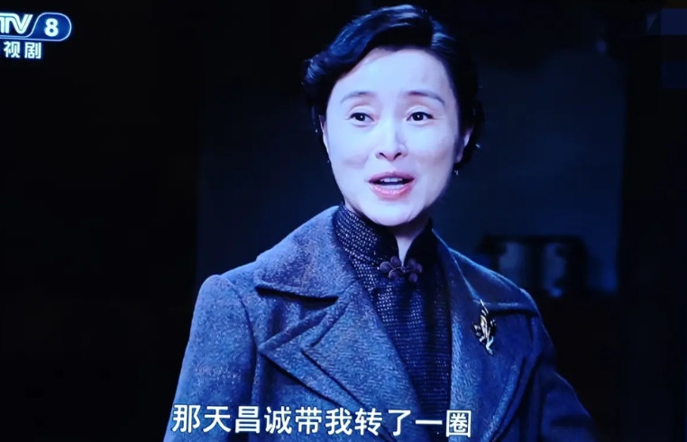 朱枫还是自负过头了。《沉默的荣耀》里吴越扮演的朱枫带着任务和身份从香港跑到台湾