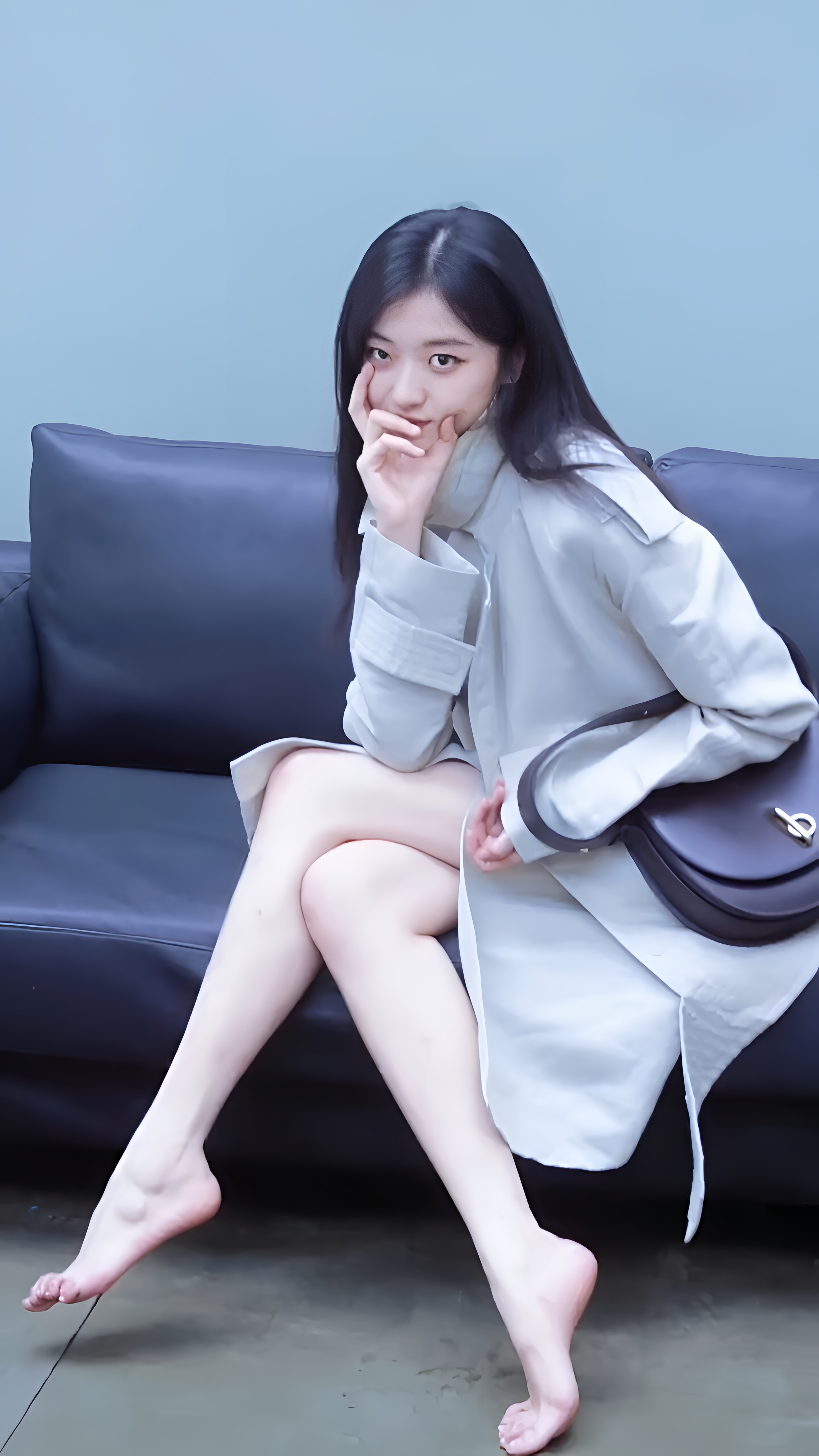 陈靖可取关孙千ins陈靖可是谁？孙千我知道，大长腿嘛！[大笑][大笑]​​​