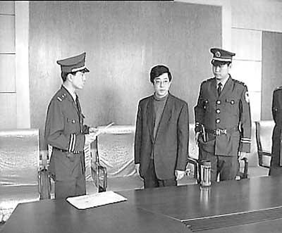 河北“土皇帝”程维高：69岁被扫地出门，儿子逃往加拿大。2000年，河北官场可以