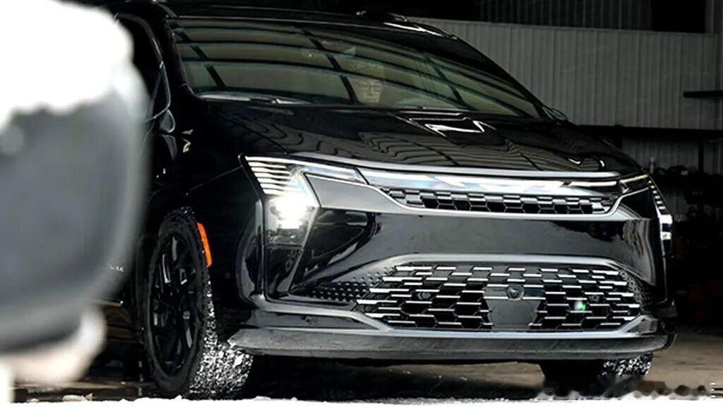 这！！！新款克莱斯勒大捷龙曝光！！大家给点评价！