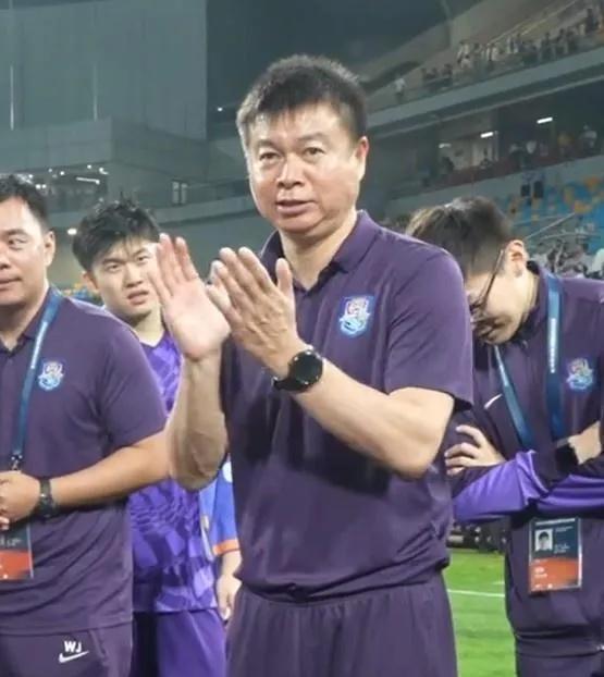 津门虎下一轮对阵申花于根伟会用轮换还是主力？几个月前在主场面对同样的上海球队海港
