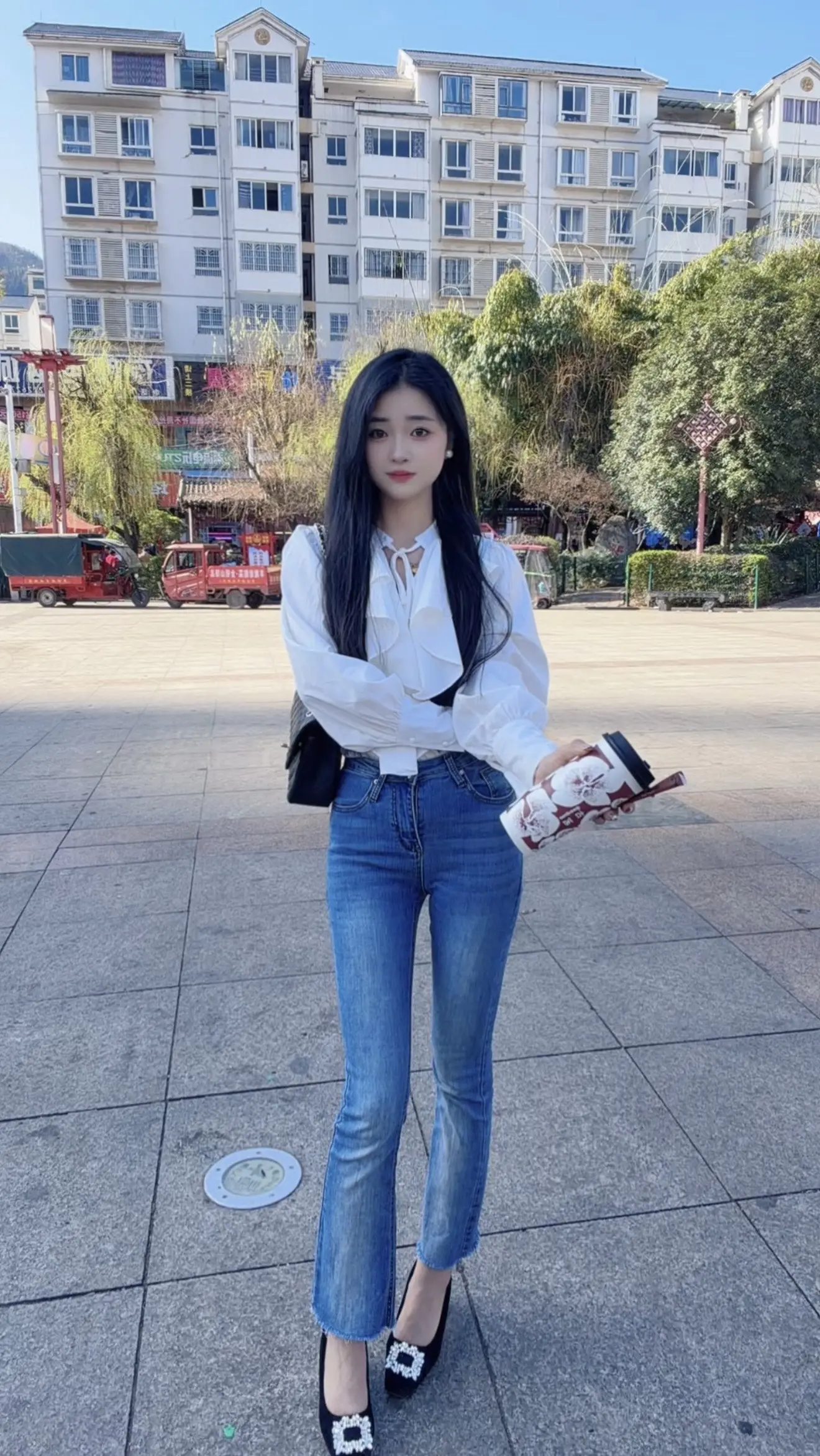 奶茶一杯快乐加倍