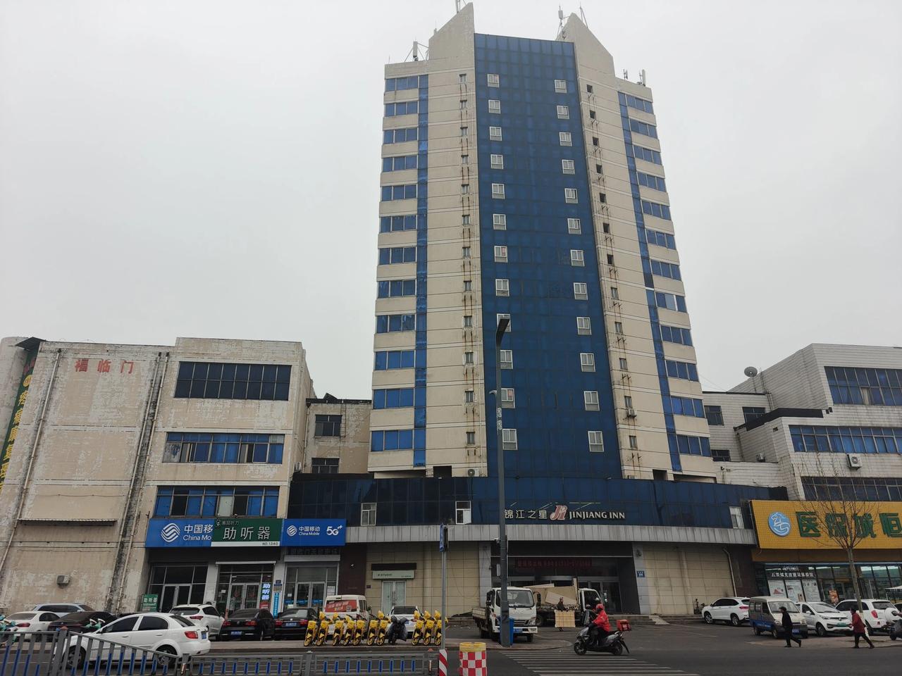 淄川一大酒店关门歇业！位于淄博市淄川区服装城附近的锦江之星大酒店近日正式关门