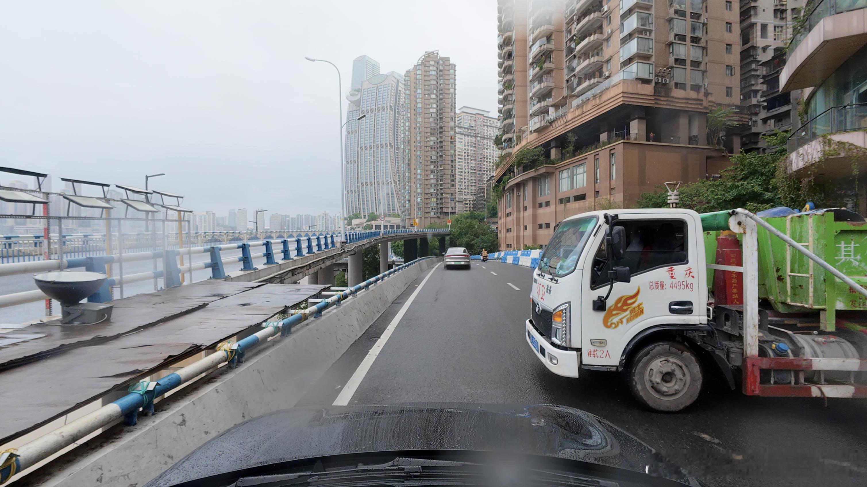 在剪尚界H5在重庆试驾的视频，忍不住复盘一下当天跟在重庆试驾ADS4.0的表现我