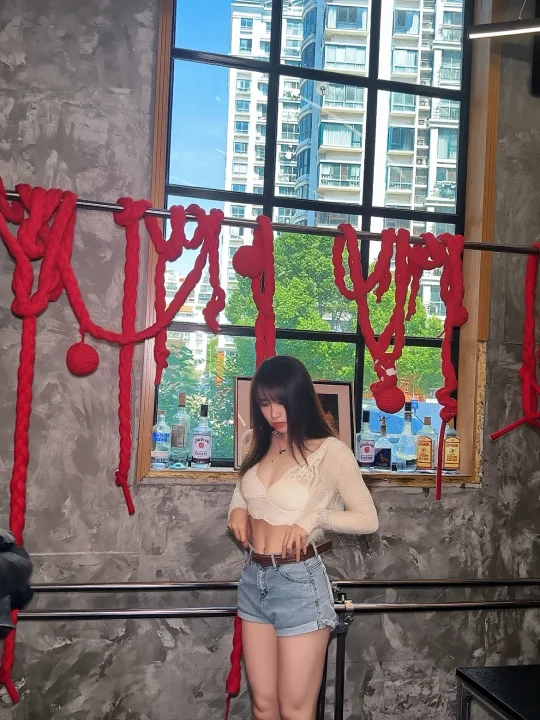 这家ins风瑜伽店也太好拍了！