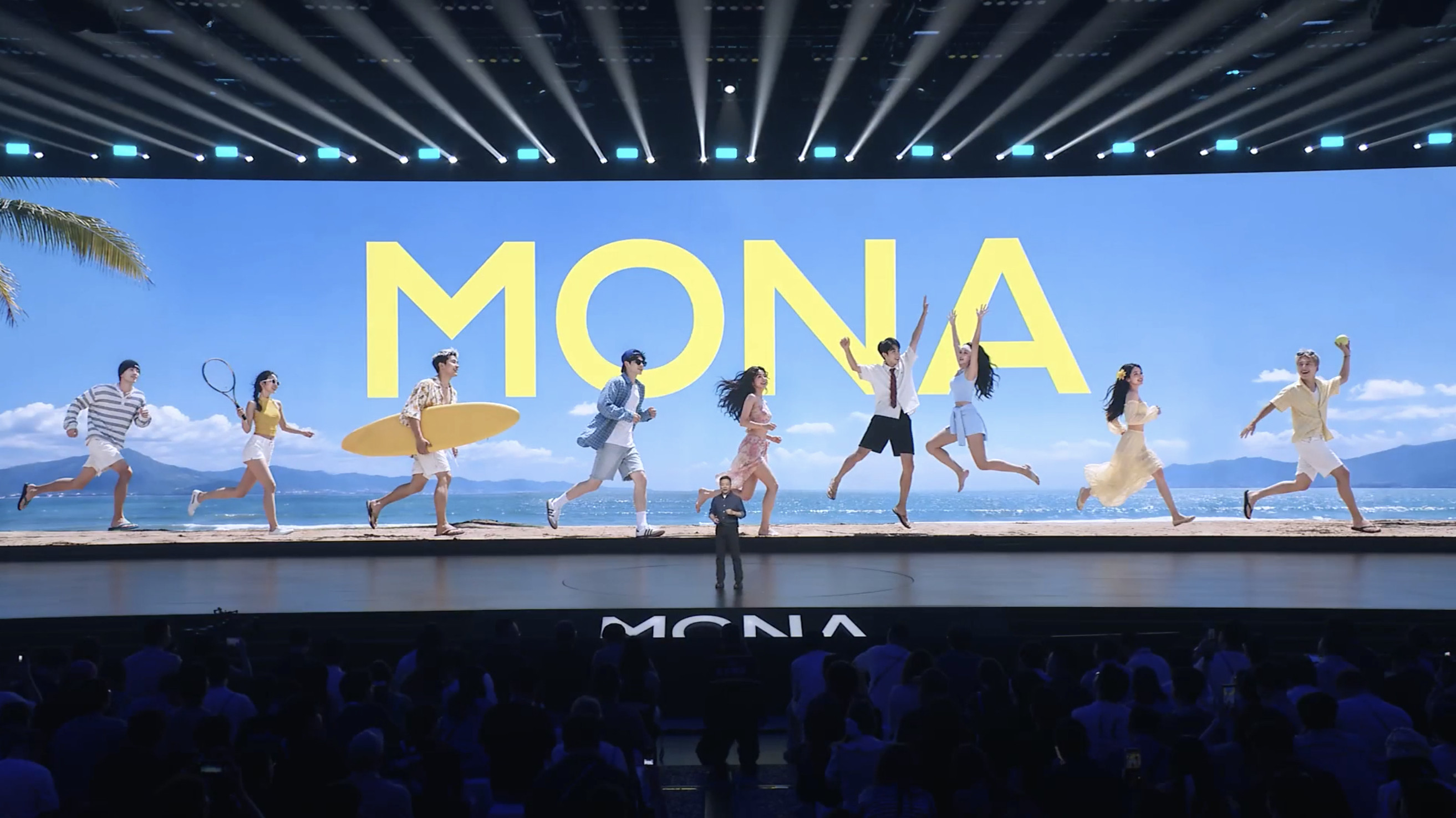 小鹏MONAM03卖爆之后，小鹏最重要的一步，就是把这个IP继续做下去。今晚预
