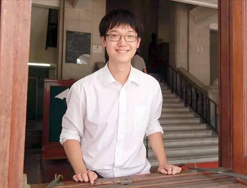 “我不上清北，我就要去美国！”北京一高二学生拒绝保送“清北”，转头就向美国十一家