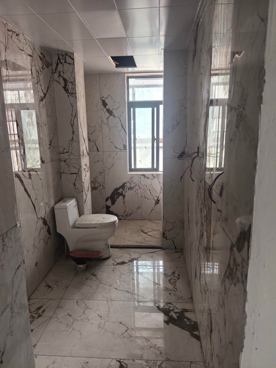 这和住在鹌鹑蛋里有什么区别​​​