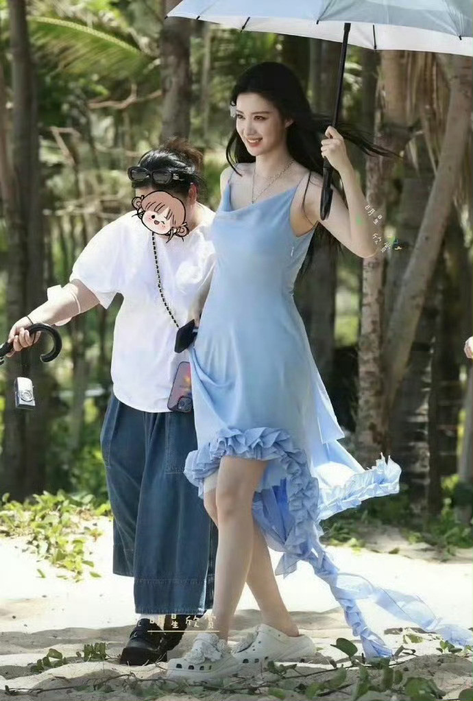 王楚然这种大骨架美女看着就是大气