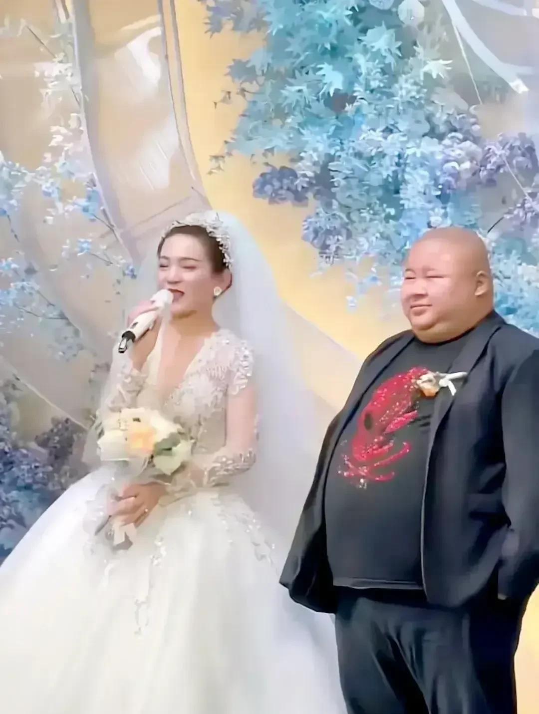 白雨谈当初自己嫁给不到1米5的老狗，就是图“驴家老四”有点钱，自己图个安安稳稳，