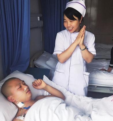 “我的丈夫有4个肾！”2016年，贵州一男子天生神力，可以把白酒当水喝，除此之外