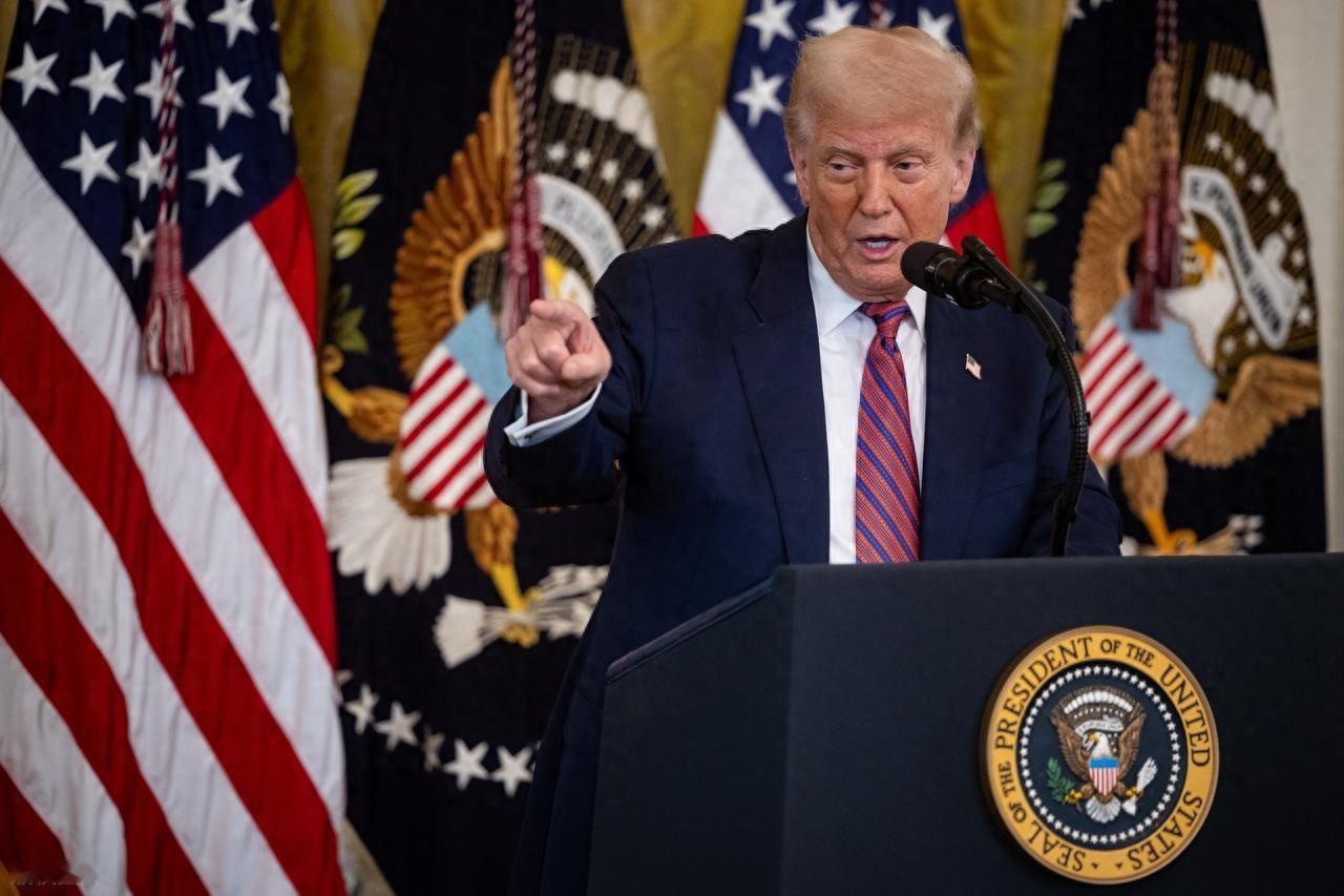 一边“收缩霸权”，一边“精准围堵”！美国新战略藏的算计，中国早看清。这场全球