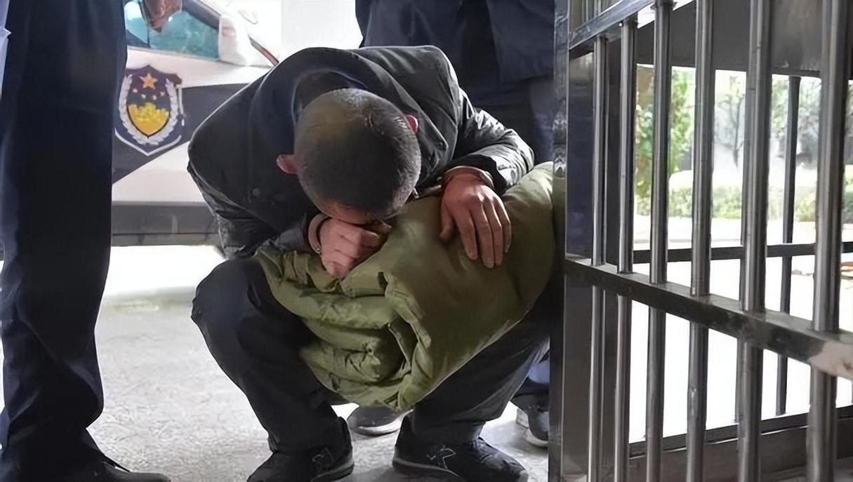 “太荒唐了”浙江一男子专程跑到上海女票女昌，完事后竟突然翻脸，勒脖抢劫女方4.7