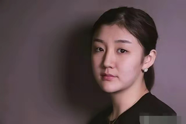 真担心孙颖莎身上的伤啊，恐怕熬不到洛杉矶奥运会就会退役，恐怕连三连亚机会都没有了