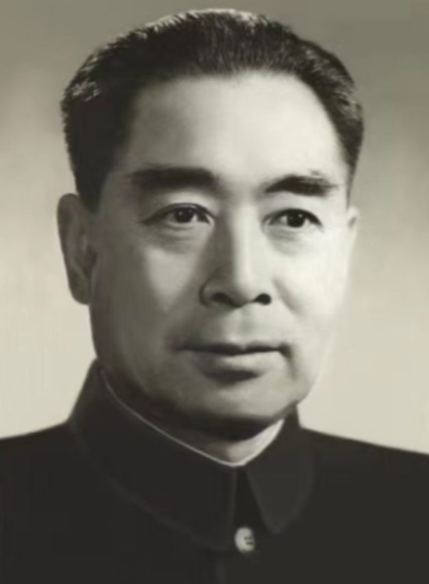 周总理去世后，部分遗体被解剖研究，肝、肺、大脑都形成恶性肿瘤，当年抛散骨灰的地方