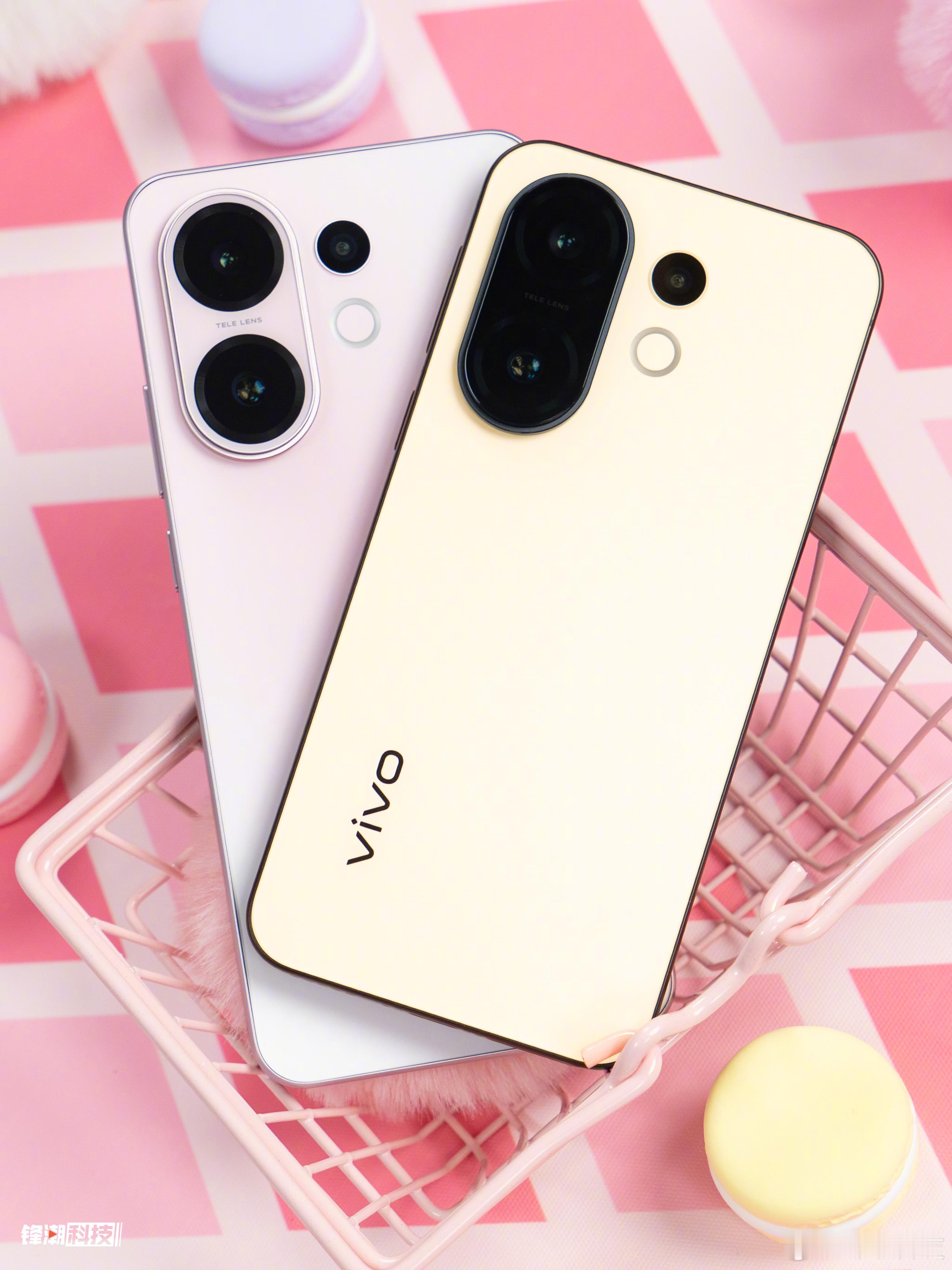 在手机上很难得见到的，大胆的，鲜艳的撞色配色！vivoS30Promini