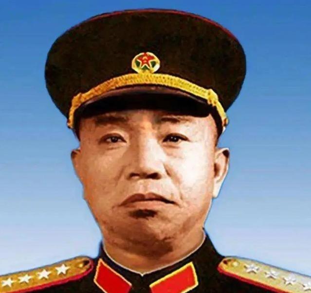 1968年，大将王树声在某机关单位食堂排队打饭，见一干部打了5份饭菜，顿感蹊跷。