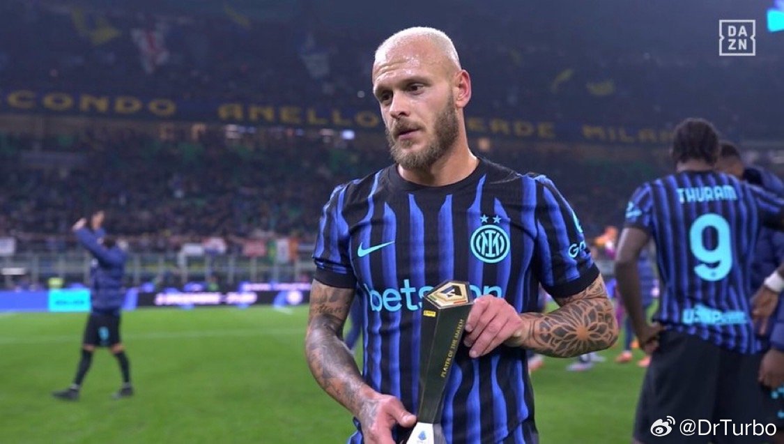 对阵拉齐奥比赛中的跑动距离排名如下：1-巴雷拉-12.429千米2-