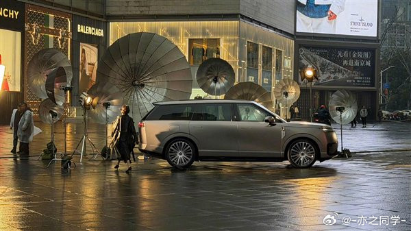 小鹏GX实车来了，像不像揽胜？长宽高5265/1999/1800mm，轴距311