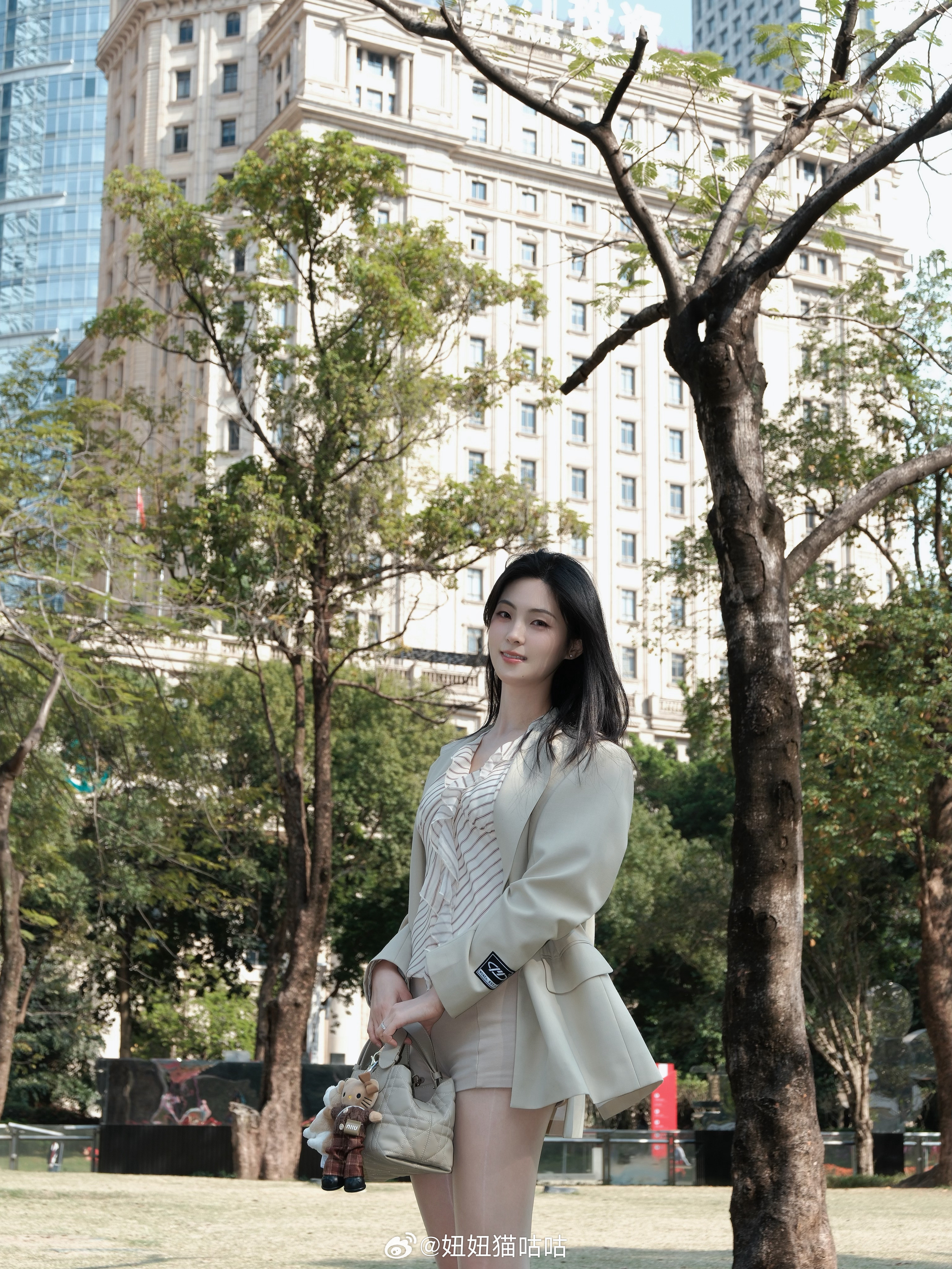 人类需要很多的晴天和阳光☀️涞觅润丝