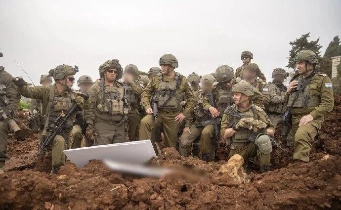 4月17日，据以色列媒体报道，近日，以色列总参谋长扎米尔中将进入到黎巴嫩南部地区