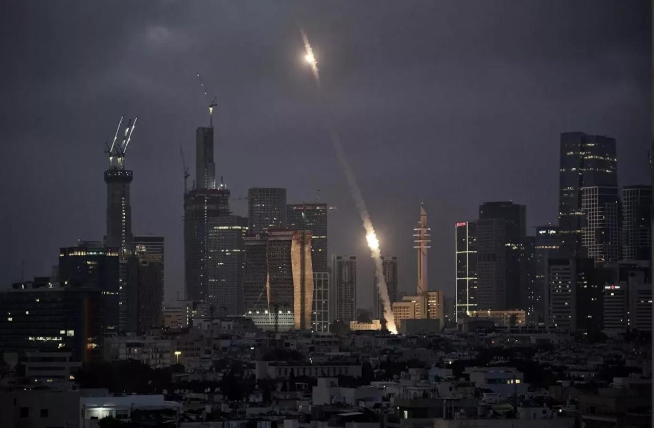 伊朗对以色列总理进行斩首行动。当地时间3月2日，伊朗伊斯兰革命卫队公共关系部