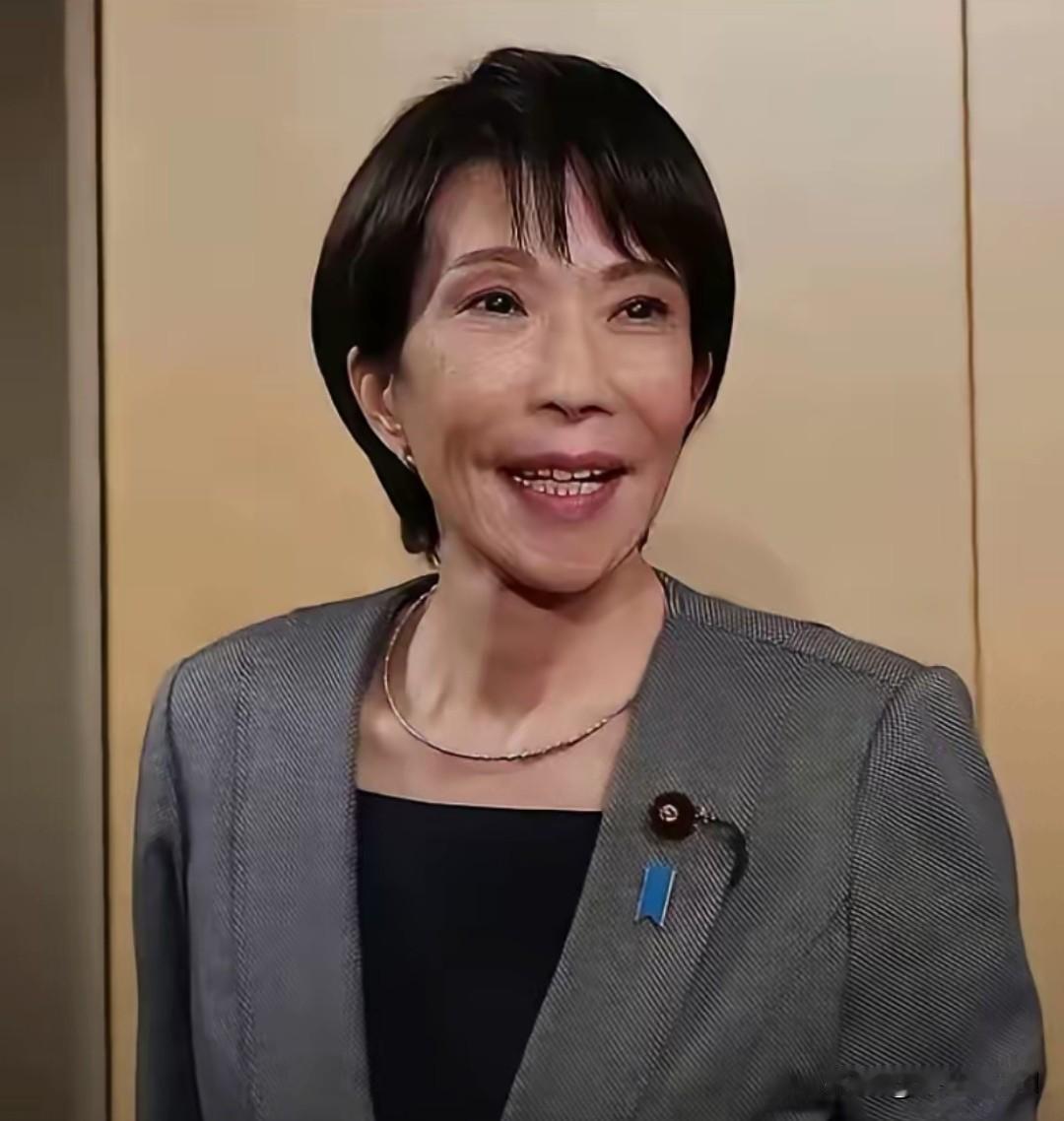 高市早苗这回可真是傻眼了，叙利亚外长专机冷不丁就降在了北京，这波操作直接给她的反