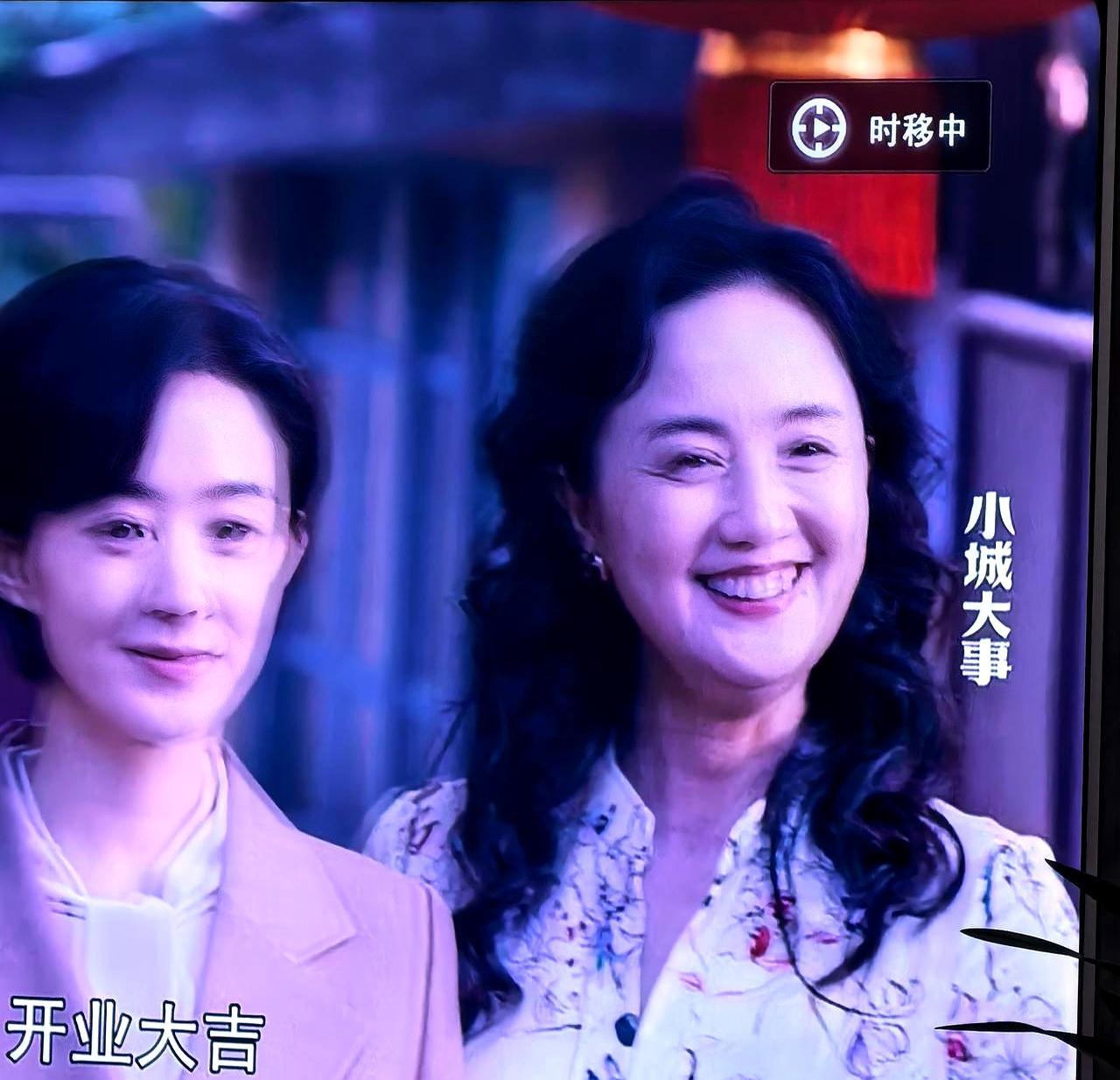 她瞒着全组拍完最后一场戏镜头里她笑得比谁都亮，没人知道她衣服里藏着止痛泵。