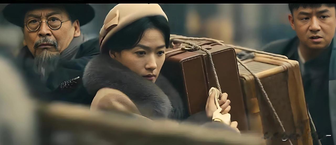 孟万福梦到张云魁娶了韩小月，原本这段儿还觉得拍的挺无厘头的，可想起丁玉娇