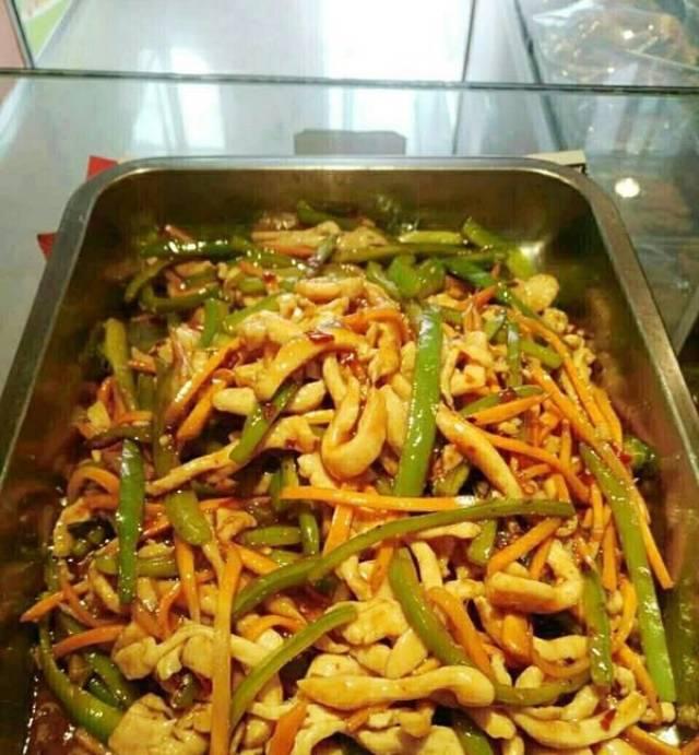 遇到这种人，真的不能太善良！这几天摆摊，我们一直都是在一个地方，这个地方在我