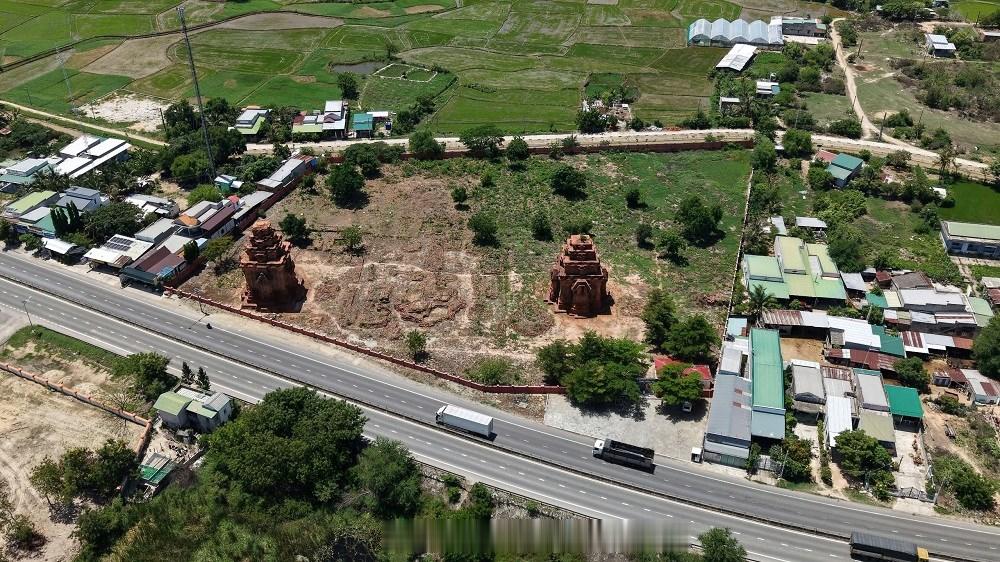 越南庆和省人民委员会向建设部递交文件，要求调整南北高铁路线，避开华莱塔（Tháp