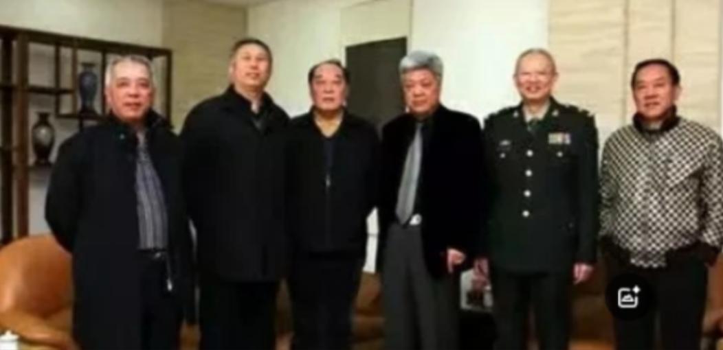 1967年10月，保卫人员向许世友报告：司令，有人要见你，许世友吼了一声：不见，