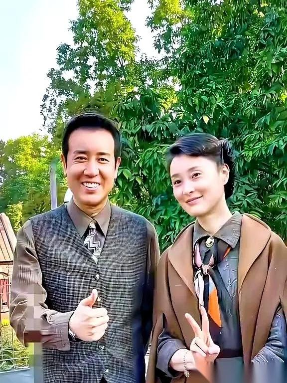 于和伟一个电话，吴越一个字回应，这才是演员该有的样子于和伟抓起手机，拨通了吴