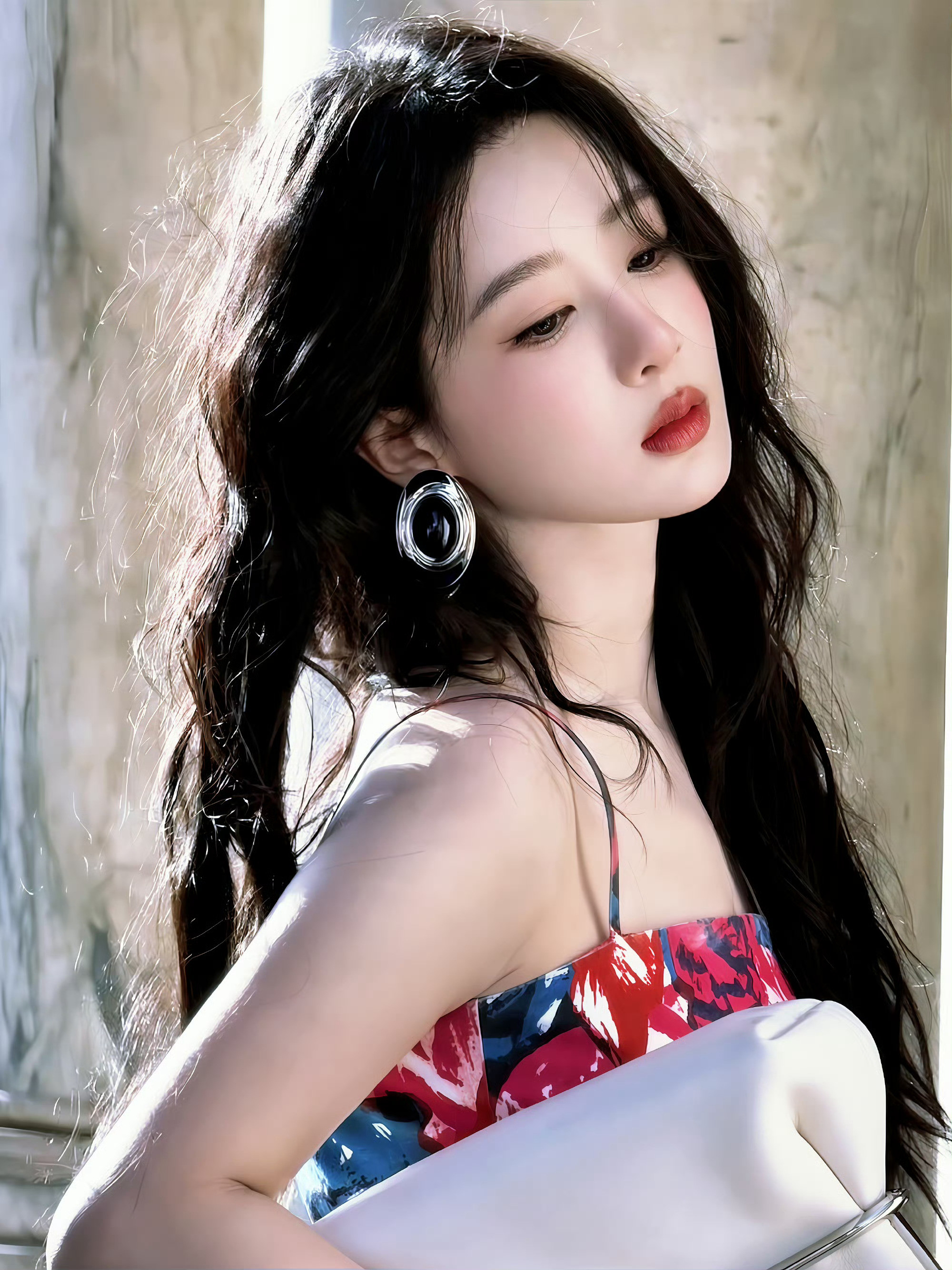 杨紫💜杨紫生命树💜杨紫白菊💜杨紫“有些树，生来就要长在悬崖上。”