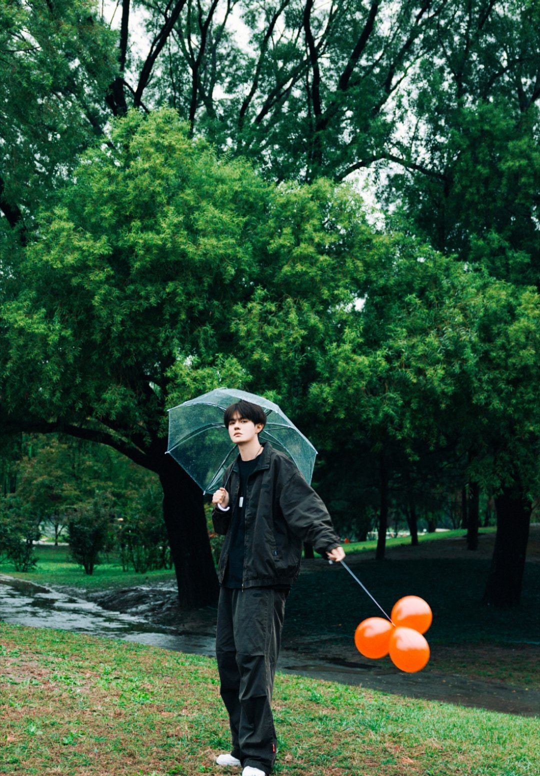 生日快乐何德瑞生日快乐呀！宝贝😘😘😘有没有吃生日蛋糕🍰呀​​​