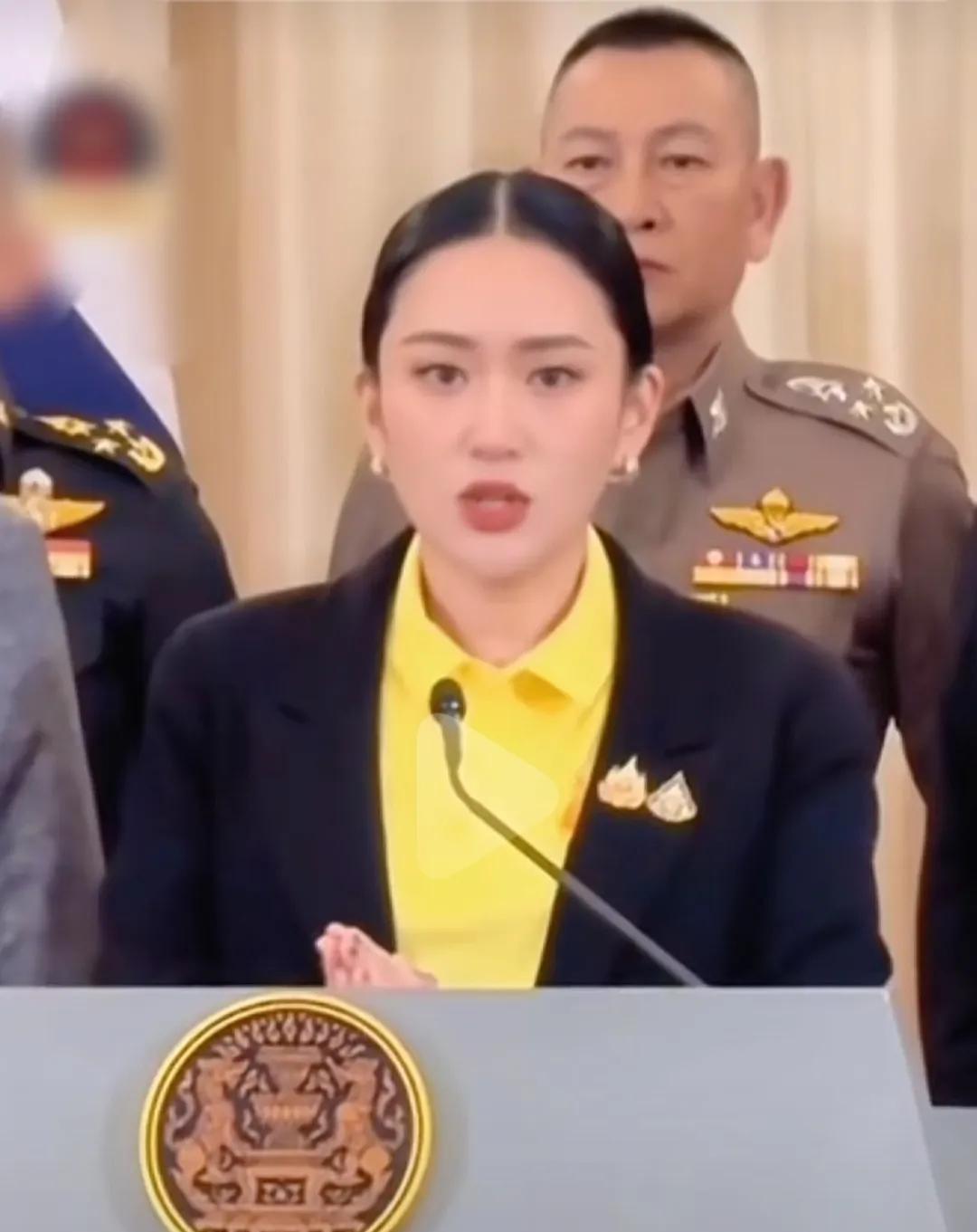 一夜之间！佩通坦竟然成了赢家！全网都是安慰她的话，指责被她称为