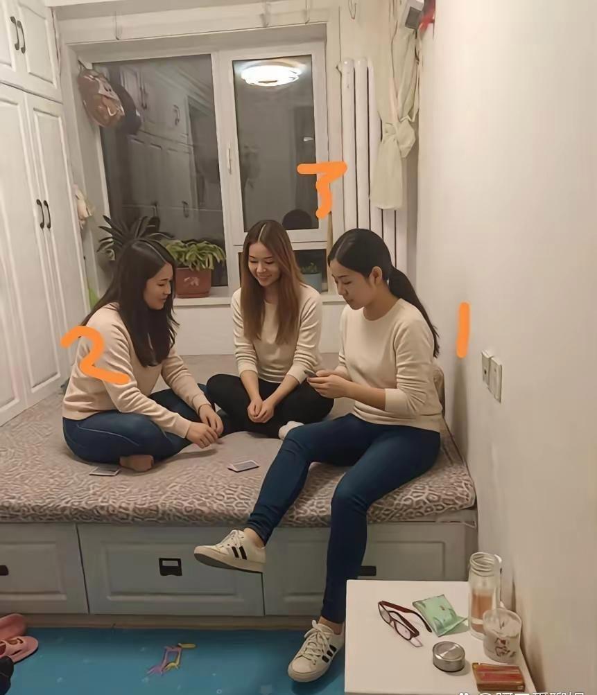 一家三姐妹也是很幸福的