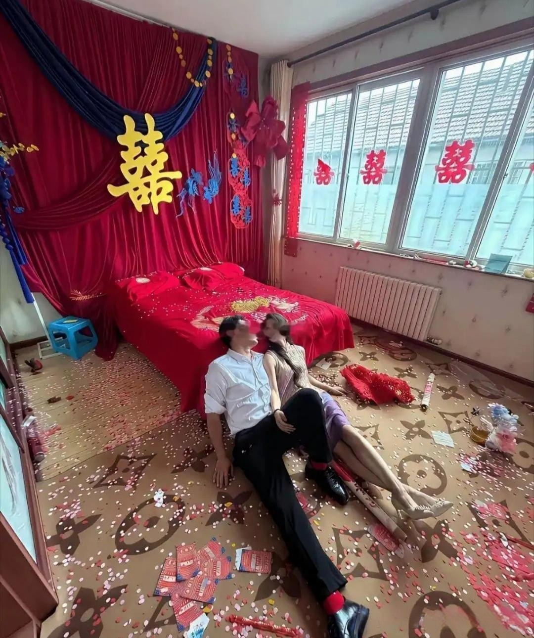 看完这两张有想结婚的冲动吗