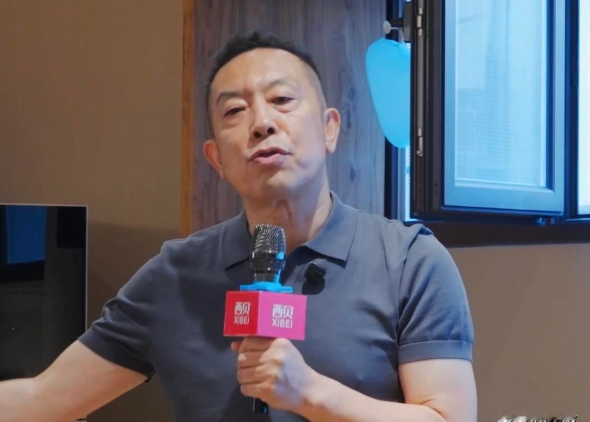 发券48小时抢光300万张，西贝这波操作，不是送钱，是赌命。有网友表示：把