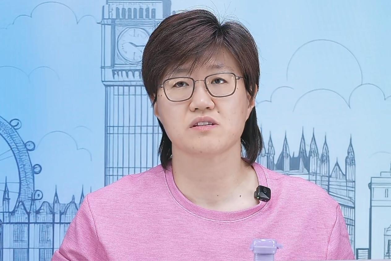 郭焱在直播间大赞孙颖莎，她激动地表示：这还是刚才打蒯曼3：1那个巴约吗？孙颖莎上